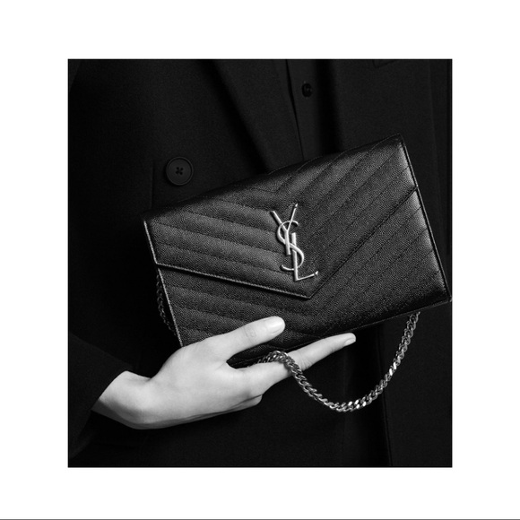 ❌SOLD❌SAINT LAURENT ENVELOPE CHAIN WALLET LEATHER - Picture 9 of 13